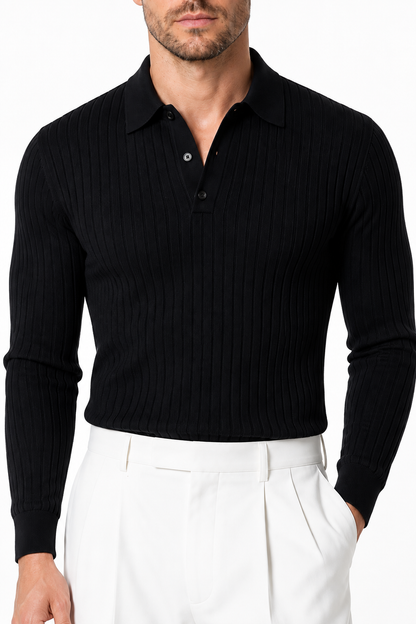 Ventorino knit in black — garment and fabric detail