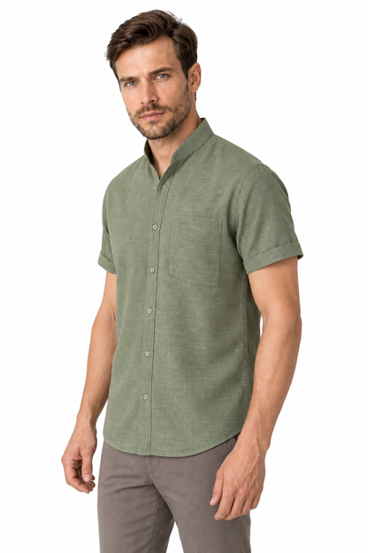 Ventorino Men's Shirt Cotton-Linen Blend Breathable Weave | Ventorino in Light Green — model three-quarter view