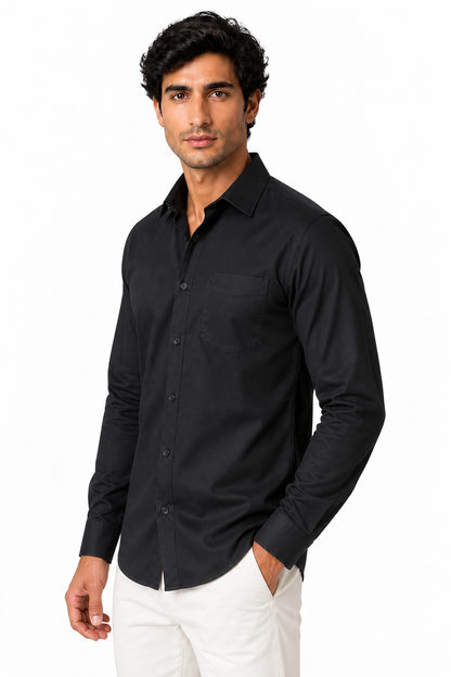 Ventorino Men's Button-Up Shirt Premium Cotton Classic Fit | Ventorino in Black — model three-quarter view